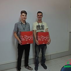 Cesta natalina entregue aos colaboradores.